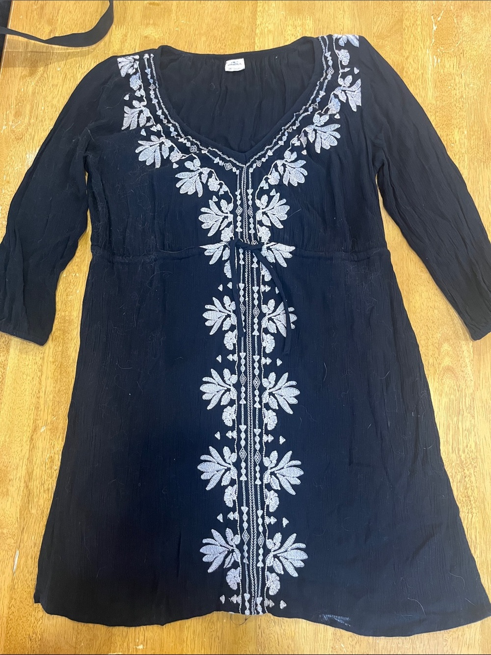 Women's Black Embroidered V-Neck Tunic Top